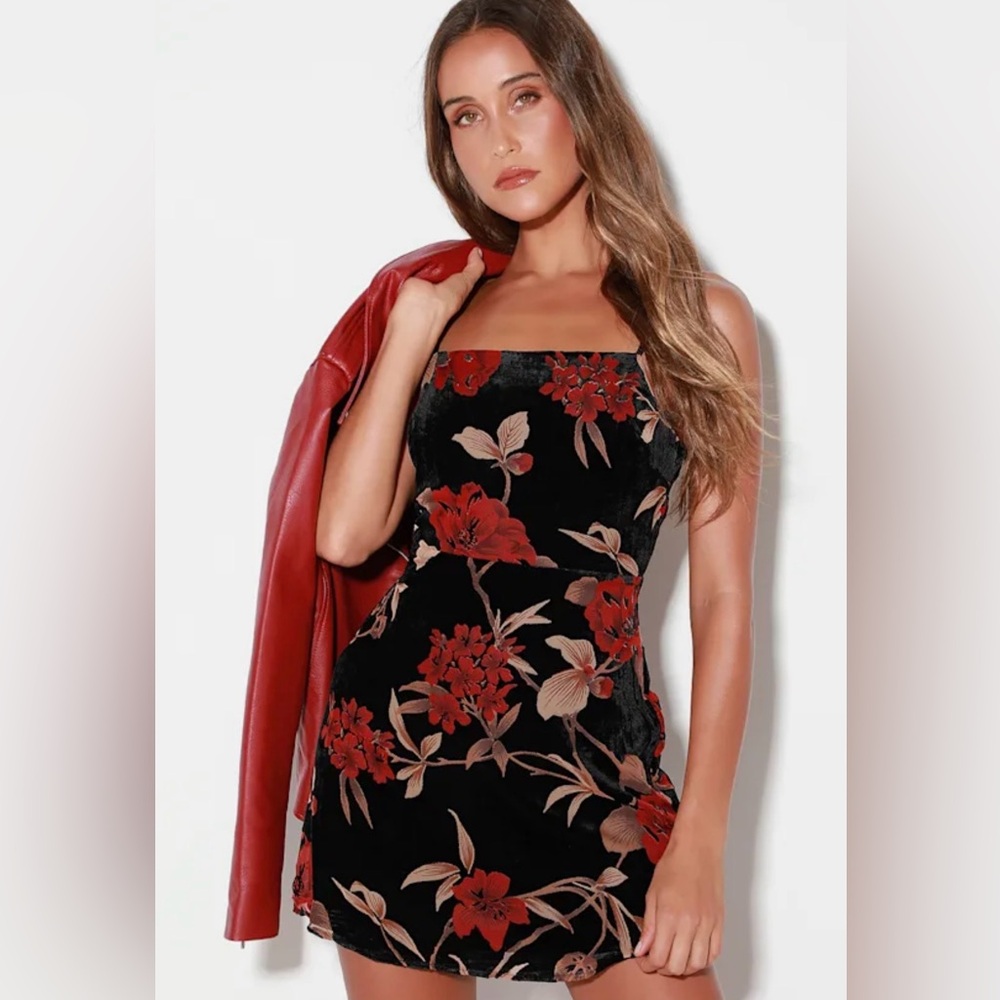 Lulu's Black Spaghetti Strap Floral Velvet Mini Dress with Red and Tan Flowers